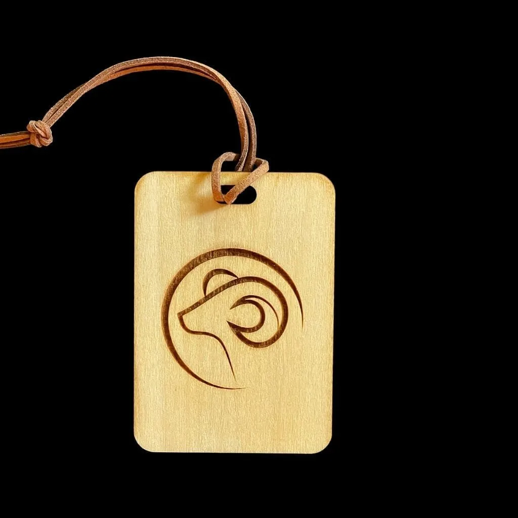 wooden hang tags for clothing brands