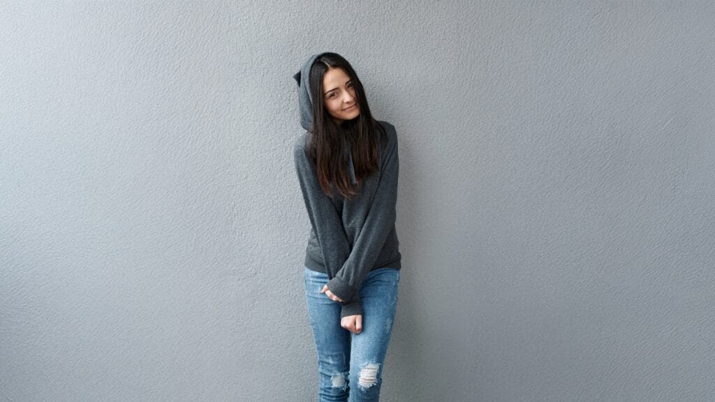 Casual hoodie and jeans outfit for size 12 women dress wear