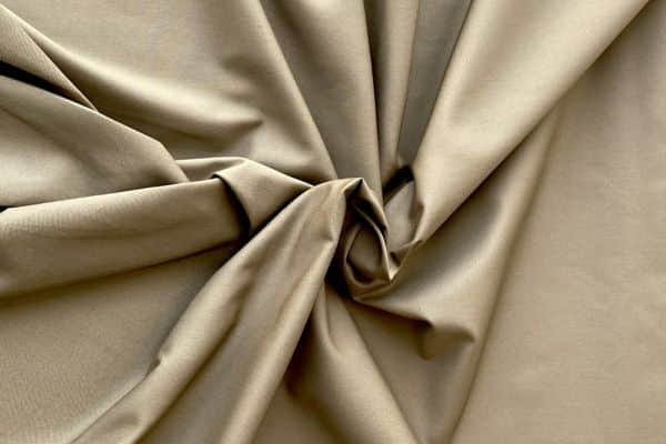 infographic image of show the clothes of cotton garbardine fabric