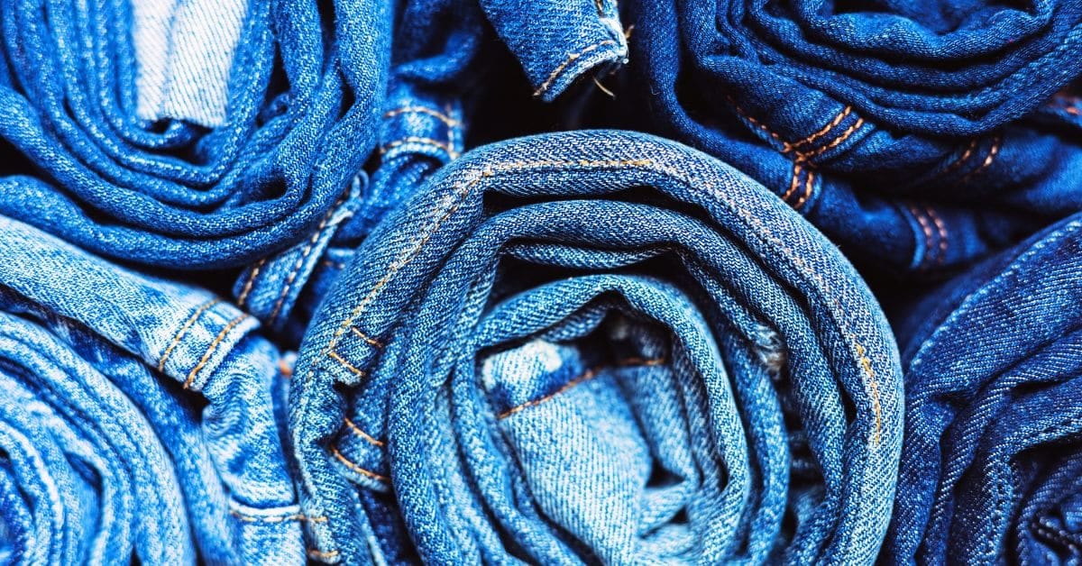 Clear image of denim fabric for understanding.