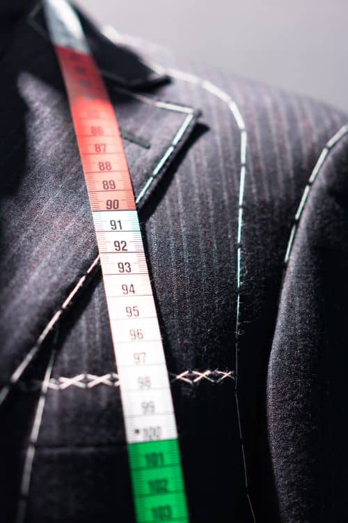 Variety of fabric options including organic cotton, polyester blends, and sustainable textiles by a Custom Fashionwear Manufacturer.